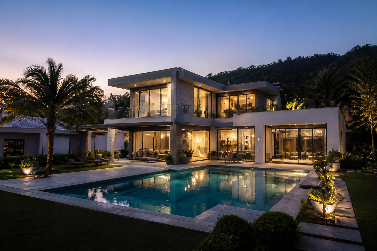 Casa de alto padrão com piscina